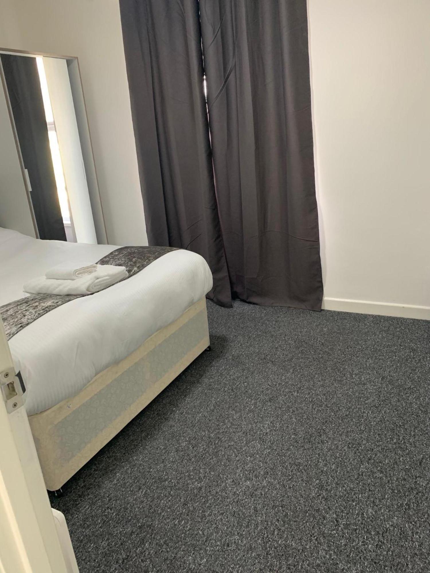 Central Plymouth Apartment Экстерьер фото
