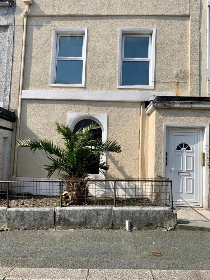 Central Plymouth Apartment Экстерьер фото